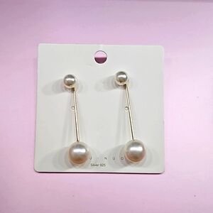 Gold Pearl Drop Earrings